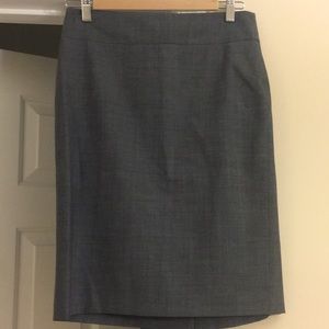 Banana Republic lghtwht charcoal wool pencil skirt